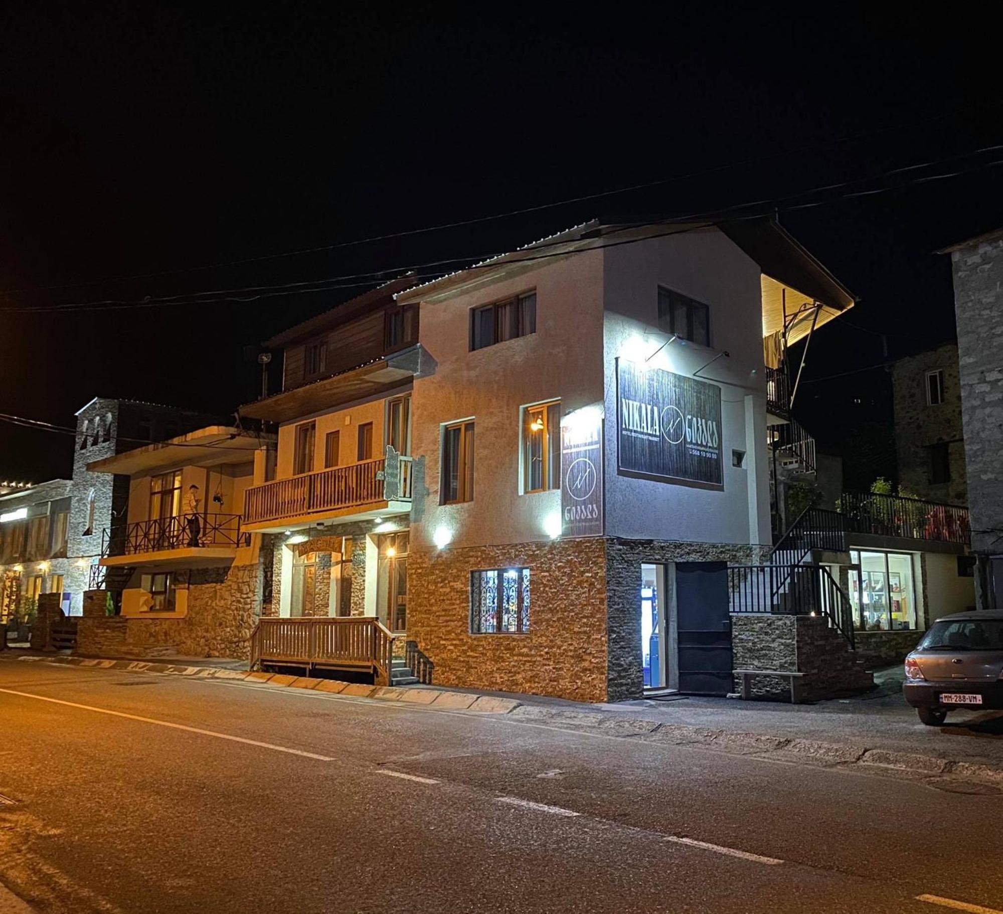 Guest House Nikala 메스티아 외부 사진