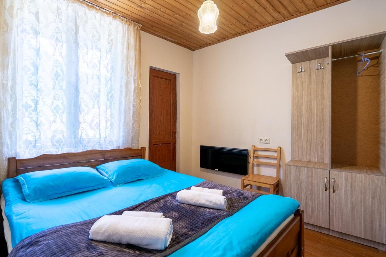 Guest House Nikala 메스티아 외부 사진